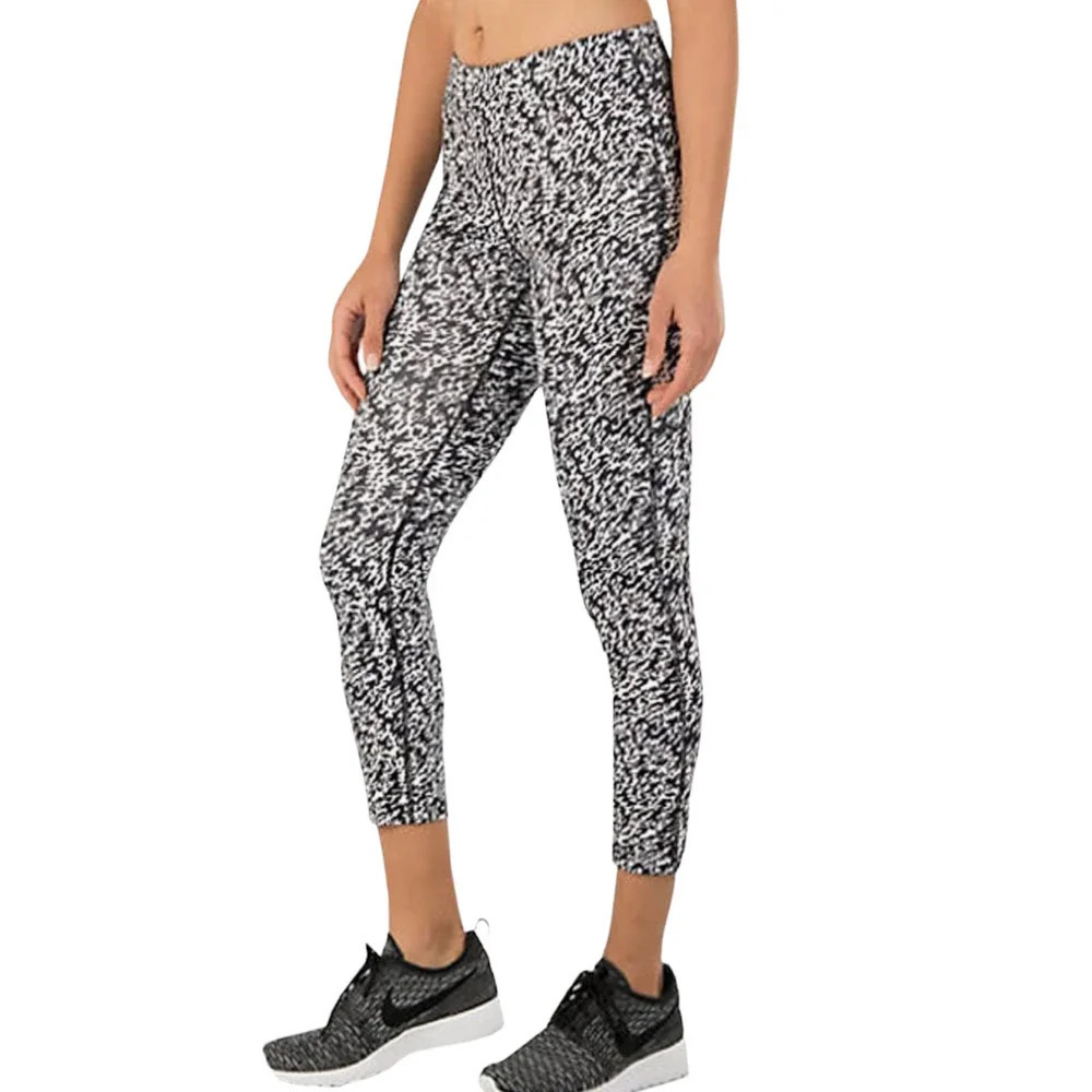 Nike Women's Pronto Essential Running Crop Tights Black White Print Size Medium